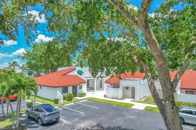 341 NW 36th Avenue, Deerfield Beach, FL 33442 - Photo 2