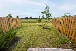 12432 NW 23rd Ct, Miami, FL 33167 - Photo 26