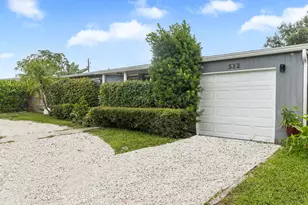 532 Foresteria Dr, West Palm Beach, FL 33403 - Photo 22