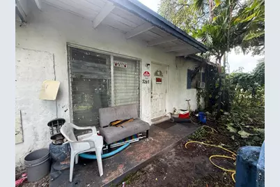 3201 SW 48th Avenue, West Park, FL 33023 - Photo 2