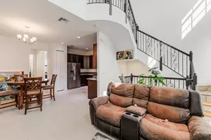 11675 SW 13th Ct, Pembroke Pines, FL 33025 - Photo 8