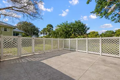 1945 Stratford Way, West Palm Beach, FL 33409 - Photo 6