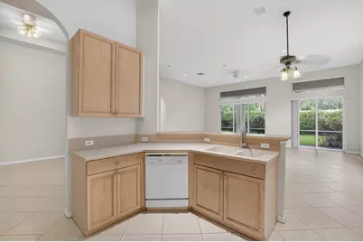 10060 Armani Drive, Boynton Beach, FL 33437 - Photo 22