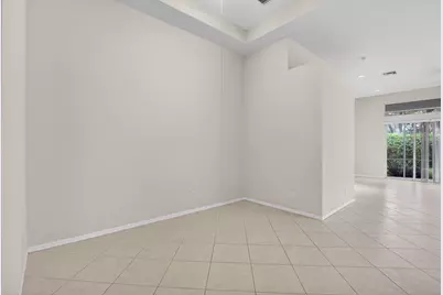 10060 Armani Drive, Boynton Beach, FL 33437 - Photo 6