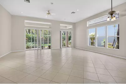 10060 Armani Drive, Boynton Beach, FL 33437 - Photo 14