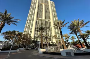 18201 Collins Ave, Sunny Isles Beach, FL 33160 - Photo 72