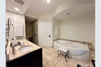 18201 Collins Avenue #1901, Sunny Isles Beach, FL 33160 - Photo 44