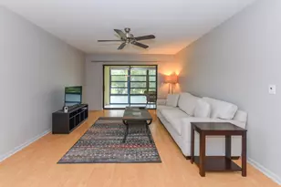 390 SW South River Dr, Stuart, FL 34997 - Photo 14