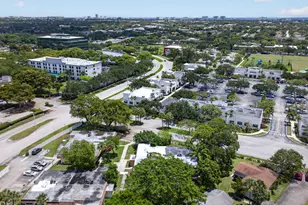 2002 SW Natura Blvd, Deerfield Beach, FL 33441 - Photo 32