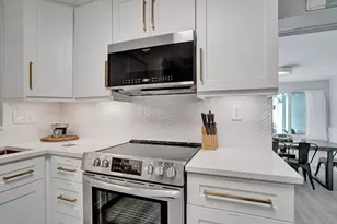 1969 NE 5th St, Deerfield Beach, FL 33441 - Photo 36