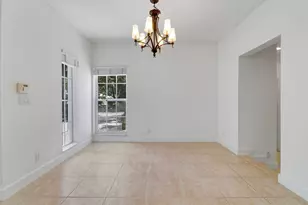 12 Grand Bay Cir, Juno Beach, FL 33408 - Photo 8