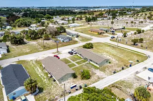 1205 Ave K, Fort Pierce, FL 34950 - Photo 2