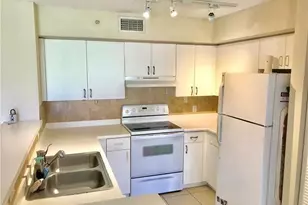 7864 Sonoma Springs Cir, Lake Worth, FL 33463 - Photo 2