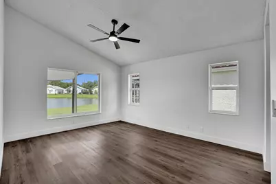 8865 Lake Park Circle S, Davie, FL 33328 - Photo 30