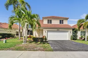 8865 Lake Park Cir S, Davie, FL 33328 - Photo 2