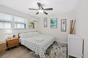 310 NE 6th St, Hallandale Beach, FL 33009 - Photo 4