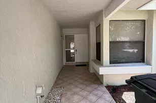 6125 Via Laguna Ln, Boca Raton, FL 33433 - Photo 10
