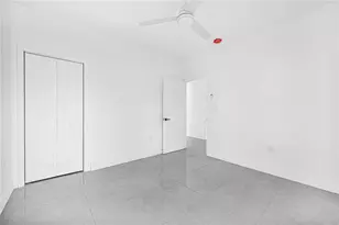 7990 NW 8th Ave, Miami, FL 33150 - Photo 16