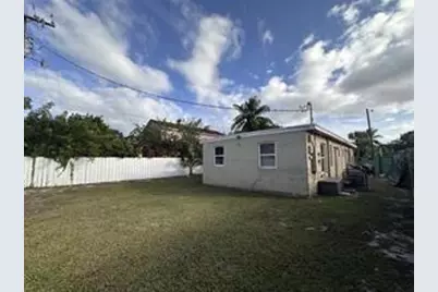 728 SW 6th Street #2, Dania Beach, FL 33004 - Photo 1