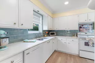 801 Berkeley St, Boca Raton, FL 33487 - Photo 10