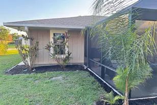 1479 SE Pitcher Rd, Port Saint Lucie, FL 34952 - Photo 6