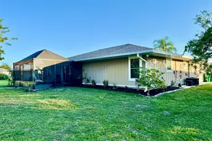 1479 SE Pitcher Rd, Port Saint Lucie, FL 34952 - Photo 8