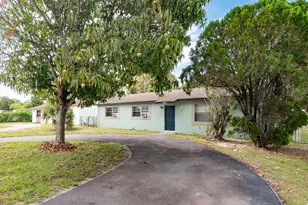 1218 Giller Ave, Mangonia Park, FL 33407 - Photo 1