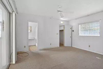 2540 NW 34th Terrace, Lauderdale Lakes, FL 33311 - Photo 18