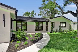 669 SW 3rd St, Boca Raton, FL 33486 - Photo 2