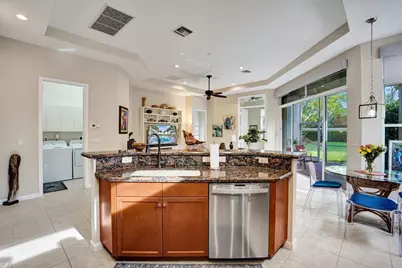 9625 Via Elegante, Wellington, FL 33411 - Photo 10