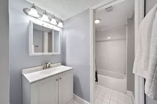 7451 NW 16th St, Plantation, FL 33313 - Photo 14
