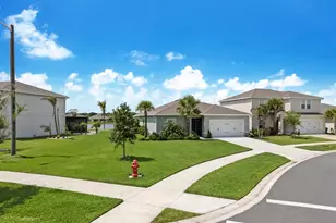 423 Acai Ln, Fort Pierce, FL 34981 - Photo 4