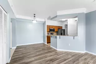 10106 W Myrtlewood Cir Circle W, Palm Beach Gardens, FL 33418 - Photo 2