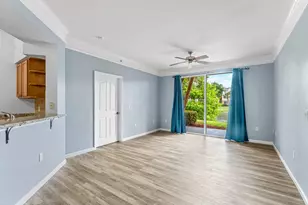 10106 W Myrtlewood Cir Circle W, Palm Beach Gardens, FL 33418 - Photo 8