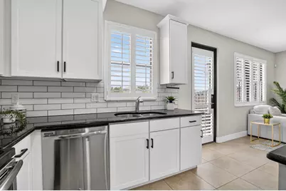 8437 Lakeview Trail, Parkland, FL 33076 - Photo 22