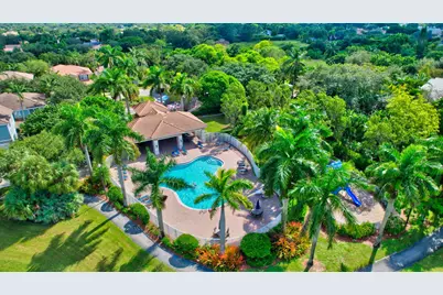 1418 W Wickham Circle #B, Delray Beach, FL 33445 - Photo 32