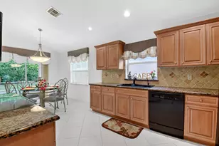 7565 Caprio Dr, Boynton Beach, FL 33472 - Photo 18