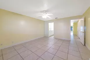 8633 NW 12th St, Plantation, FL 33322 - Photo 10