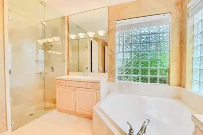 19474 Saturnia Lakes Drive, Boca Raton, FL 33498 - Photo 22