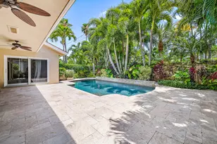 203 E River Park Dr, Jupiter, FL 33477 - Photo 2