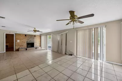 1307 NW 15th Place, Fort Lauderdale, FL 33311 - Photo 4