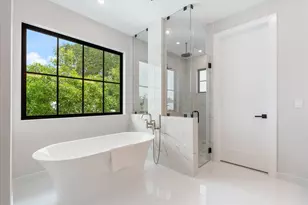 1016 SE 8th St, Fort Lauderdale, FL 33316 - Photo 8