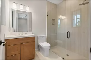 1016 SE 8th St, Fort Lauderdale, FL 33316 - Photo 100