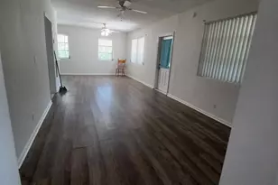 520 W Branch St, Lantana, FL 33462 - Photo 6