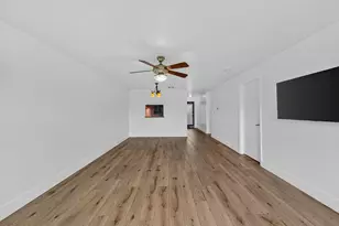 6570 Royal Palm Blvd, Margate, FL 33063 - Photo 6