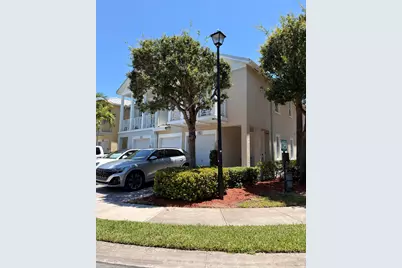7407 NW 108th Path, Doral, FL 33178 - Photo 2