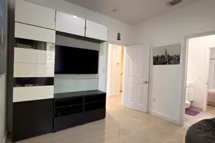 7407 NW 108th Path, Doral, FL 33178 - Photo 32