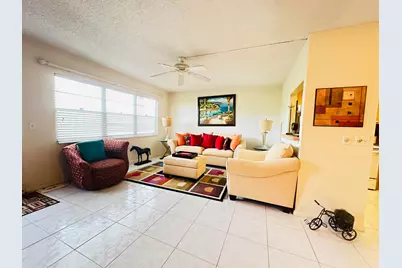 4038 Berkshire B, Deerfield Beach, FL 33442 - Photo 2
