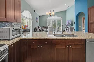 1755 NW 77th Ave, Pembroke Pines, FL 33024 - Photo 14