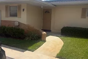 2511 W Barkley Dr Dr W, West Palm Beach, FL 33415 - Photo 2
